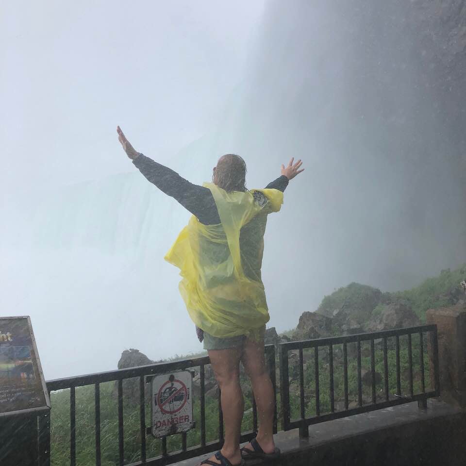 42208893_10214912797788011_8247897814751772672_n